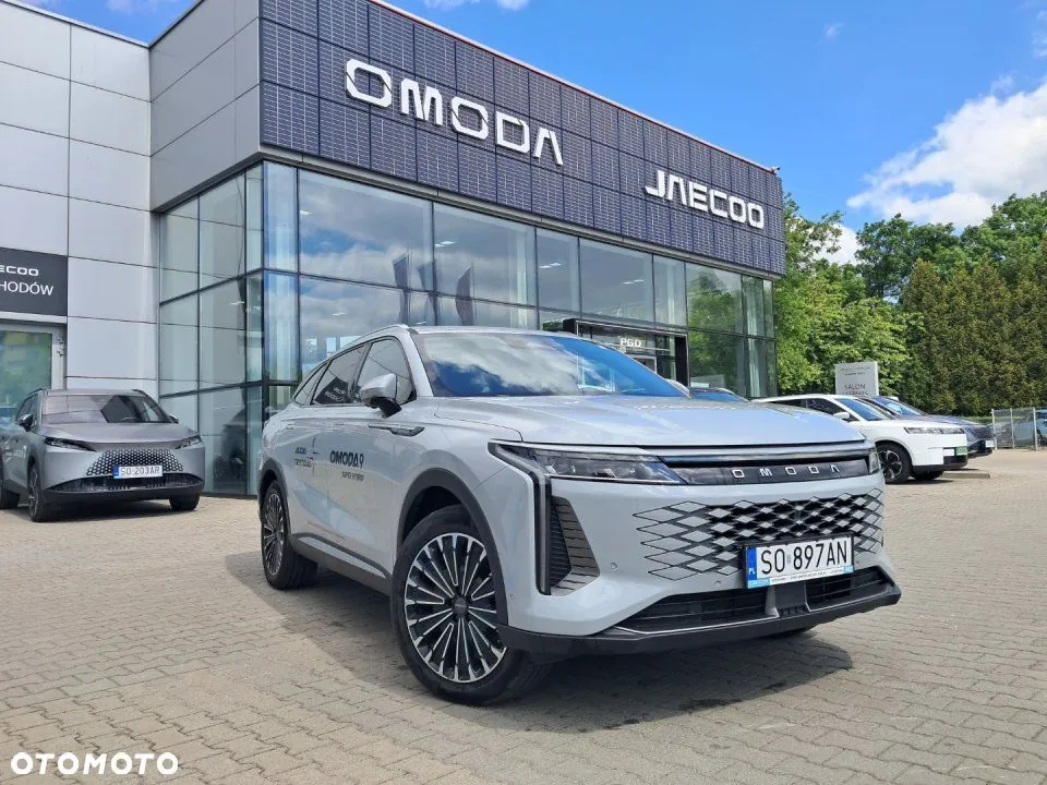 Omoda 9