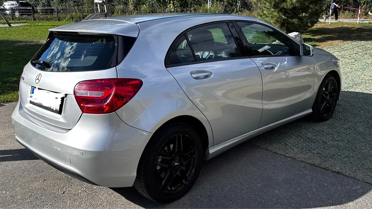 Mercedes-Benz A-Class 2014 photo 2