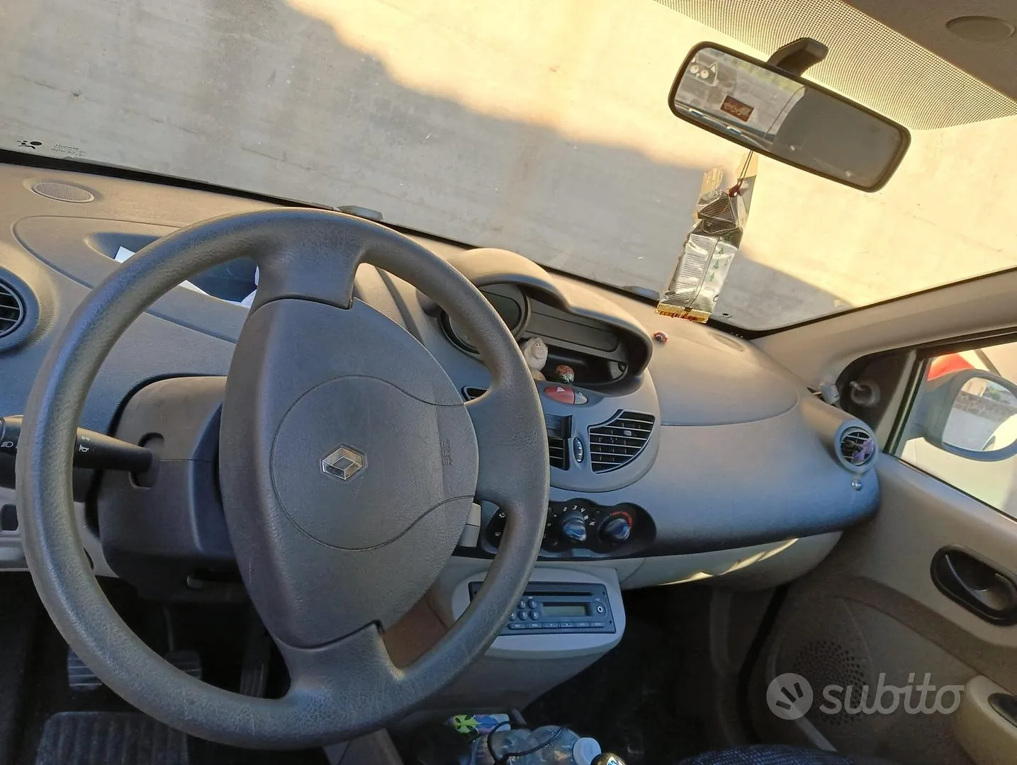 Citroen Twingo 2010 photo 3