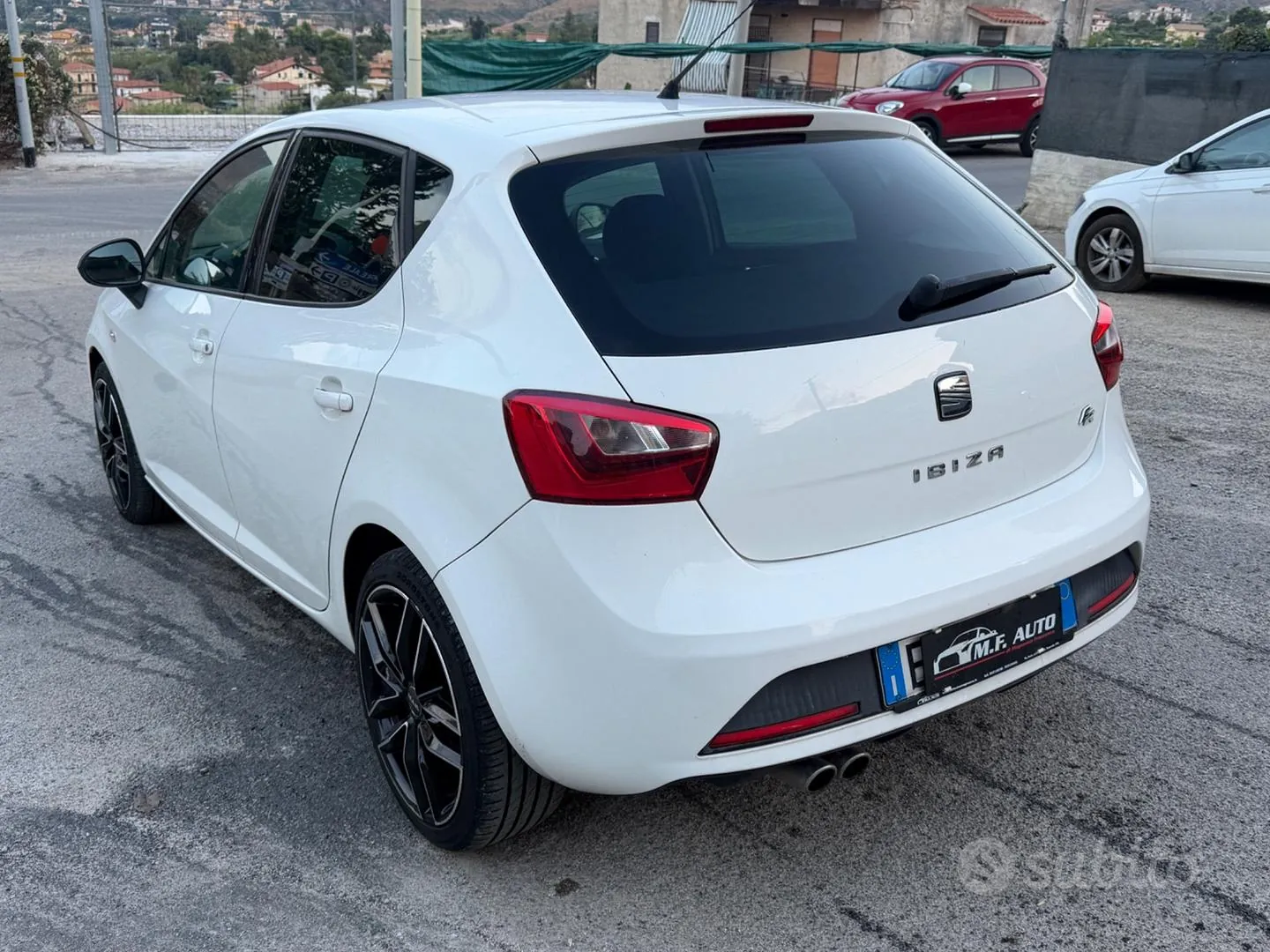Seat Ibiza 2013 photo 4