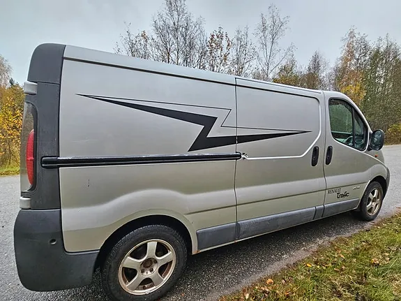 Renault Trafic 2005 photo 4