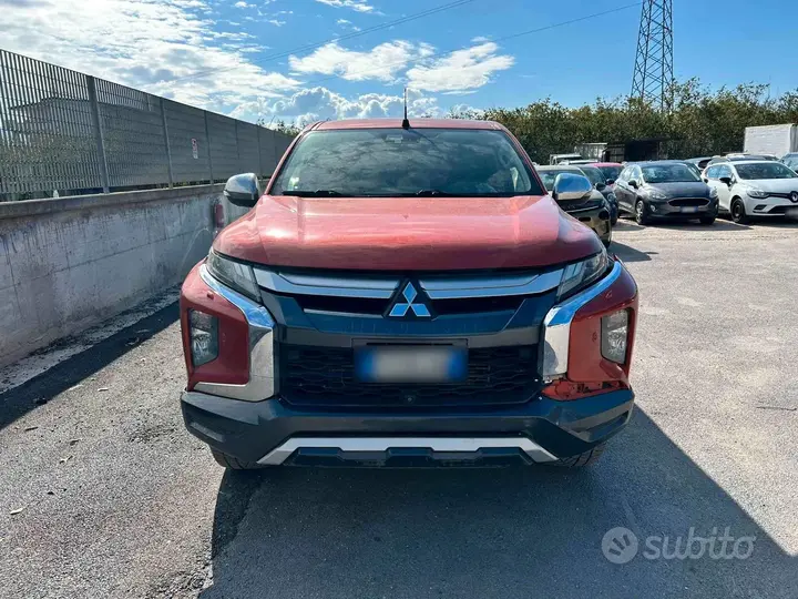 Mitsubishi L200 2019 photo 2