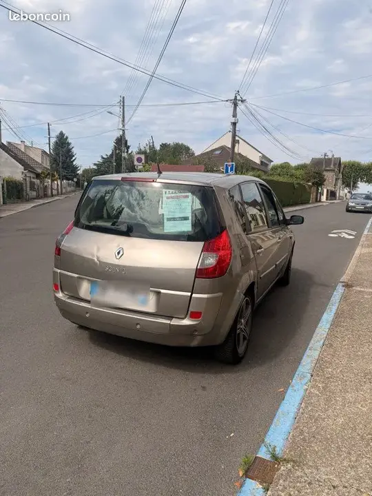 Renault Scenic 2008 photo 2