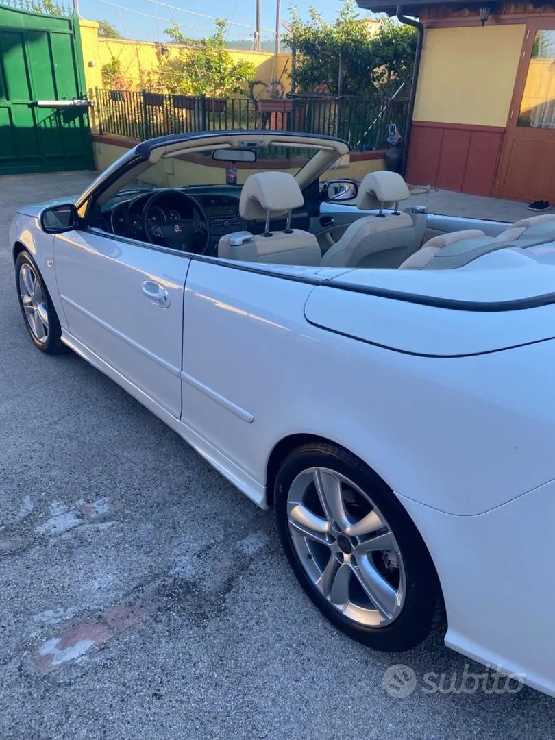 Saab 9-3 Cabriolet 2011 photo 5