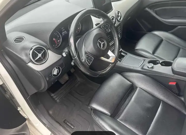 Mercedes-Benz B-Class 2018 photo 4