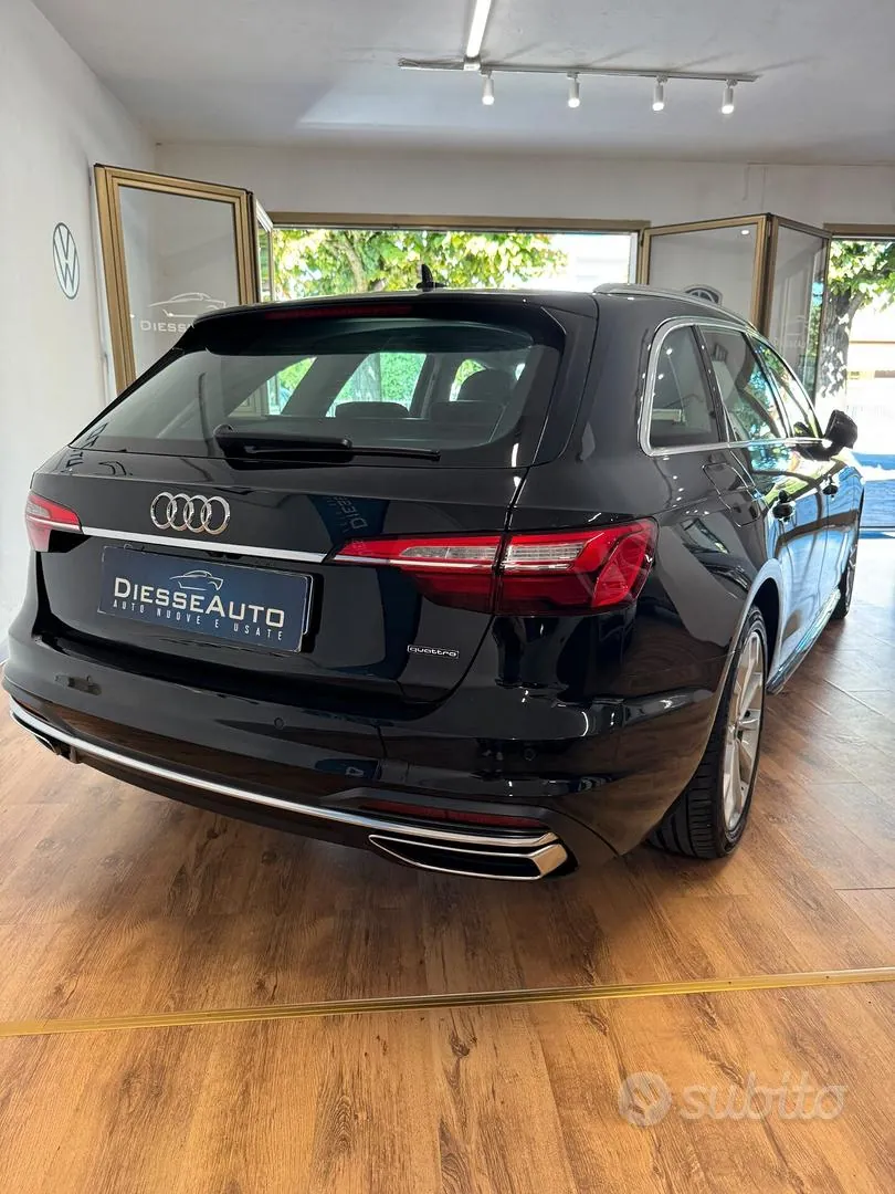 Audi A4 2022 photo 3