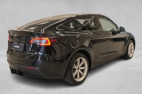 Tesla Model Y 2023 photo 5