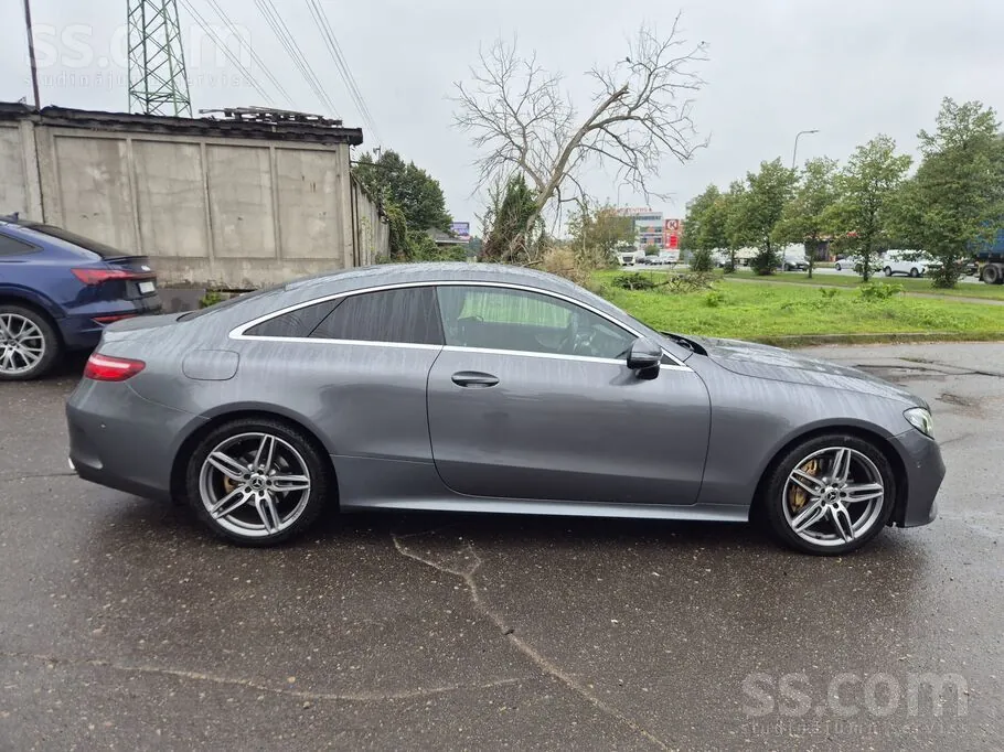 Mercedes-Benz E200 2019 photo 5