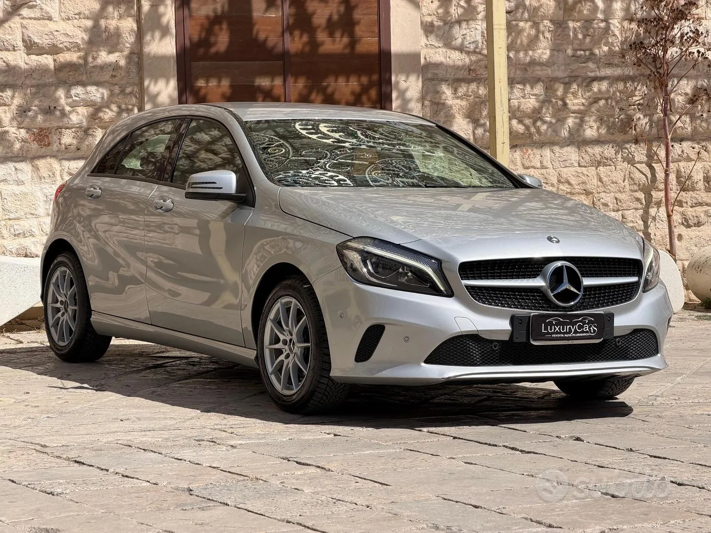Mercedes-Benz A180 2017 photo 5