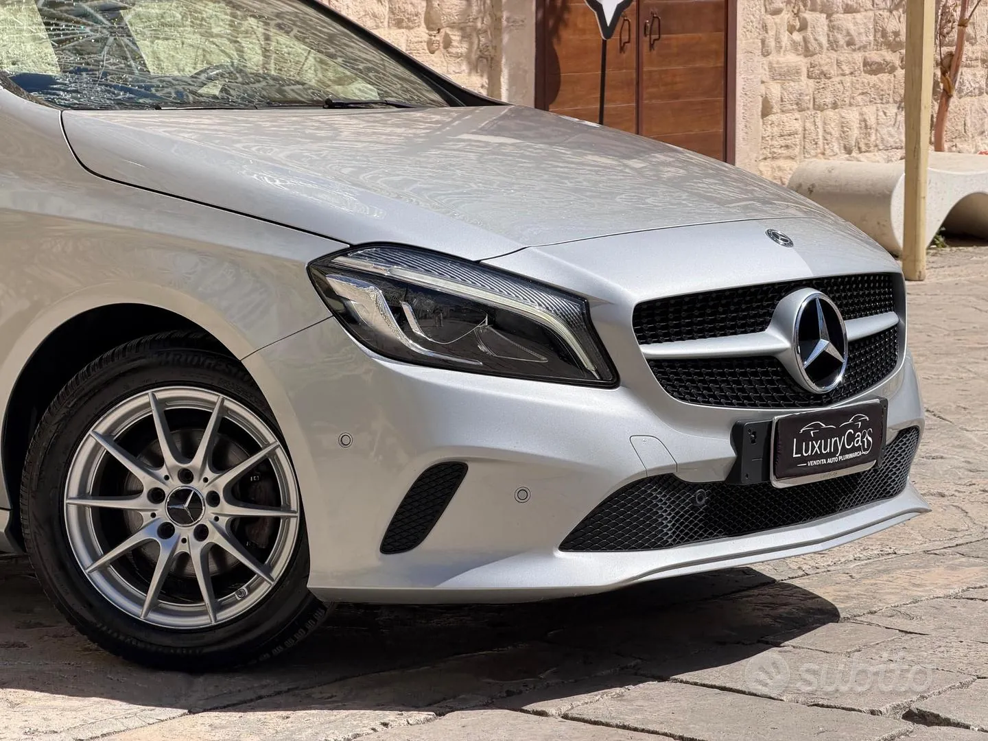 Mercedes-Benz A180 2017 photo 3