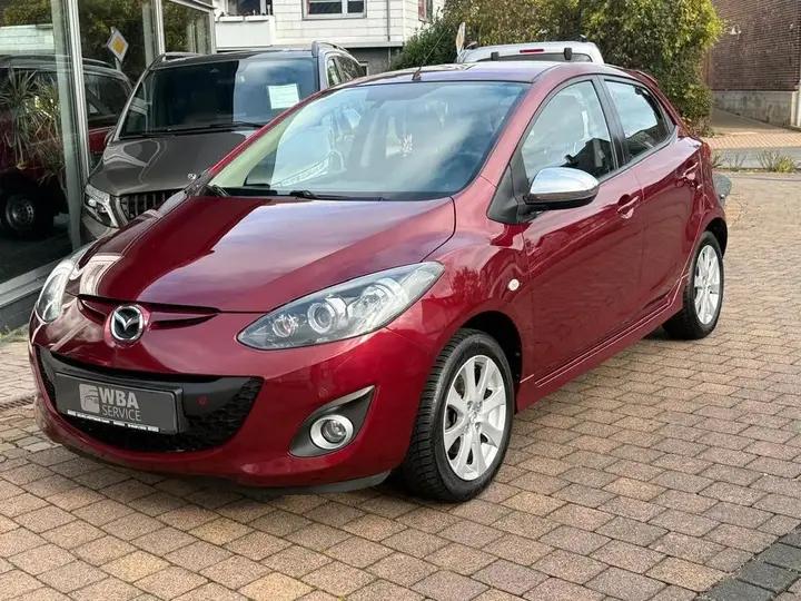 Mazda 2
