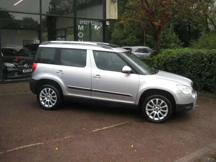 Skoda Yeti 2013 photo 3