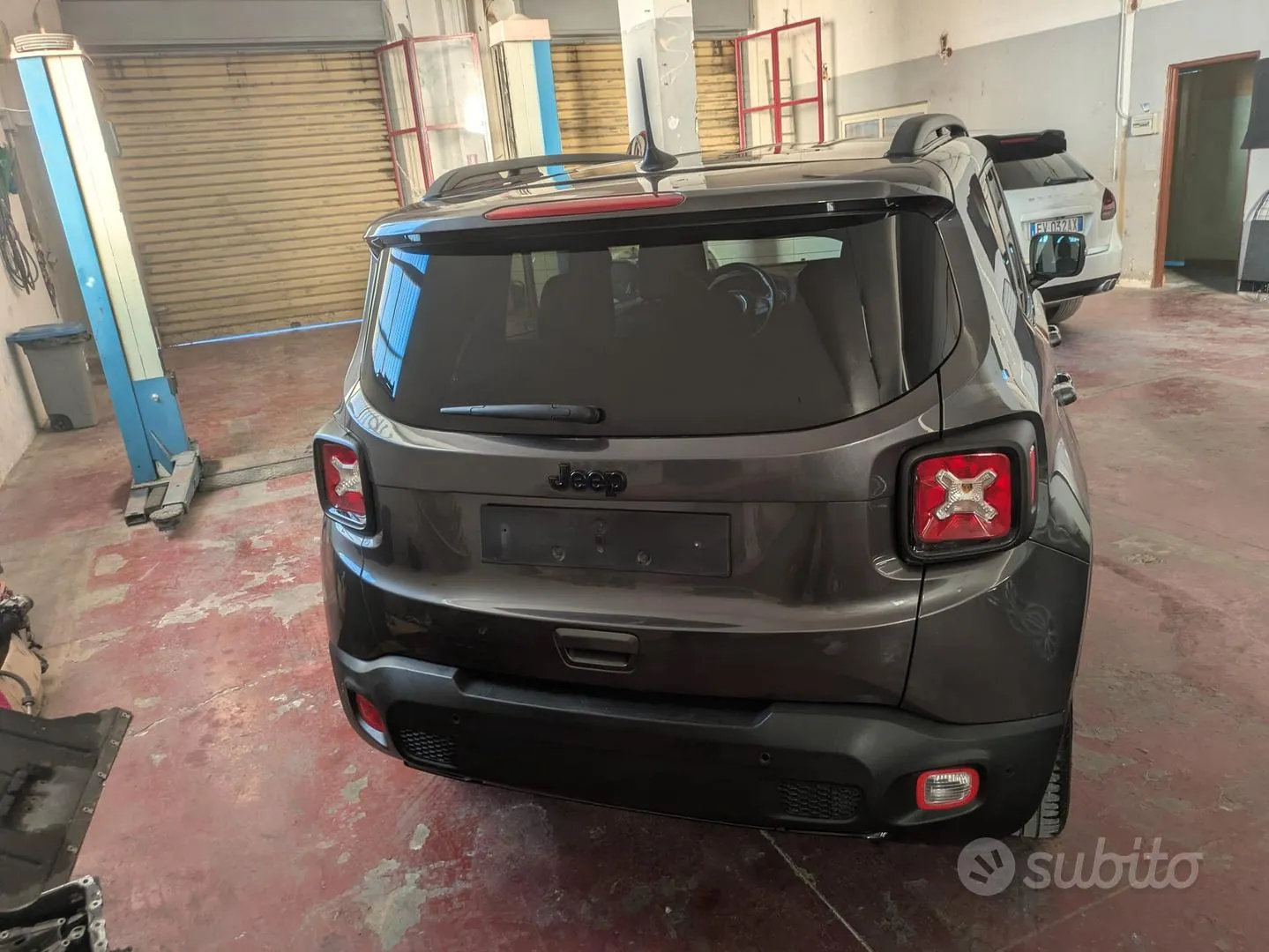 Jeep Renegade 2019 photo 2