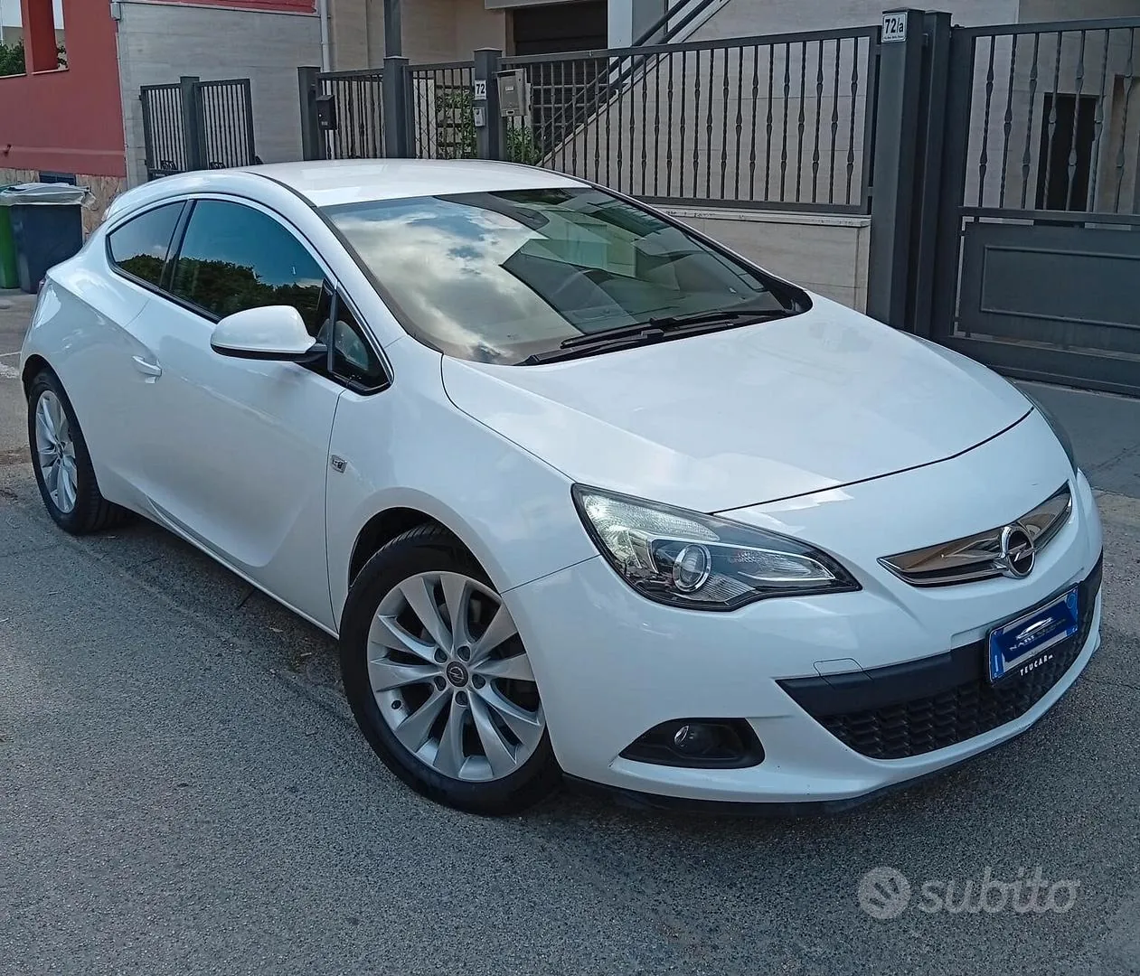 Opel Astra 2014 photo 4