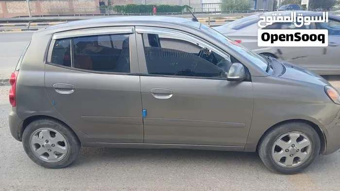 Kia Picanto 2010 photo 2