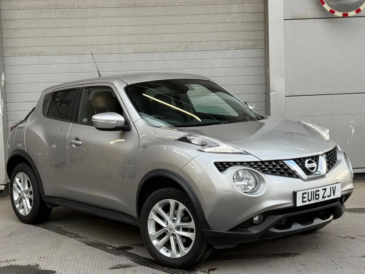 Nissan Juke 2016 photo 2