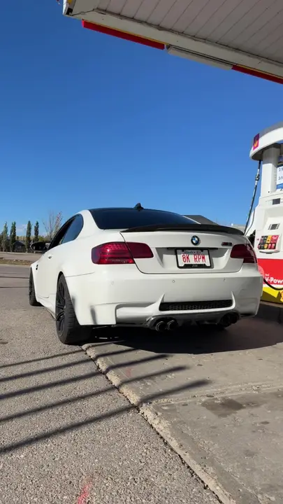 BMW M3 2011 photo 3