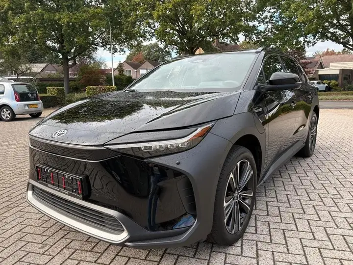 Toyota Bz4X