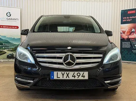 Mercedes-Benz B 180 2015 photo 3