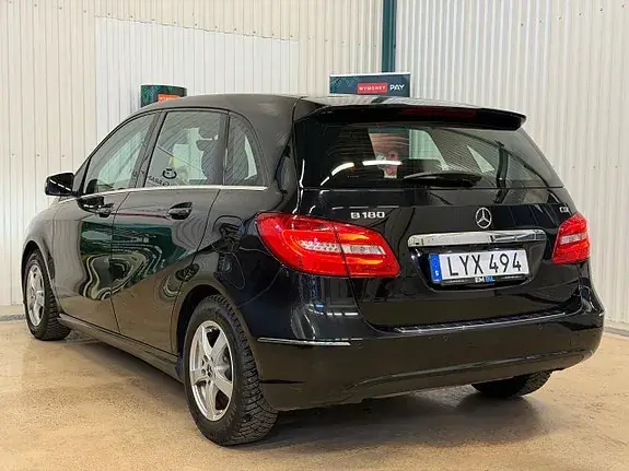 Mercedes-Benz B 180 2015 photo 5