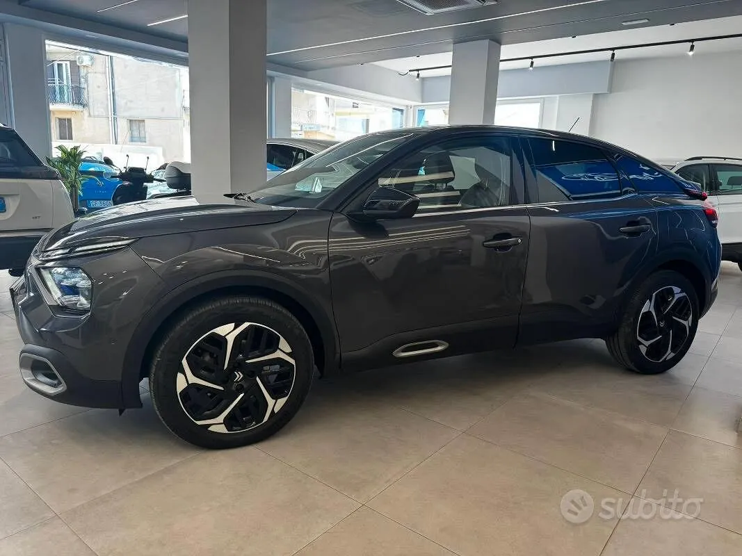 Citroen C4 2023 photo 4