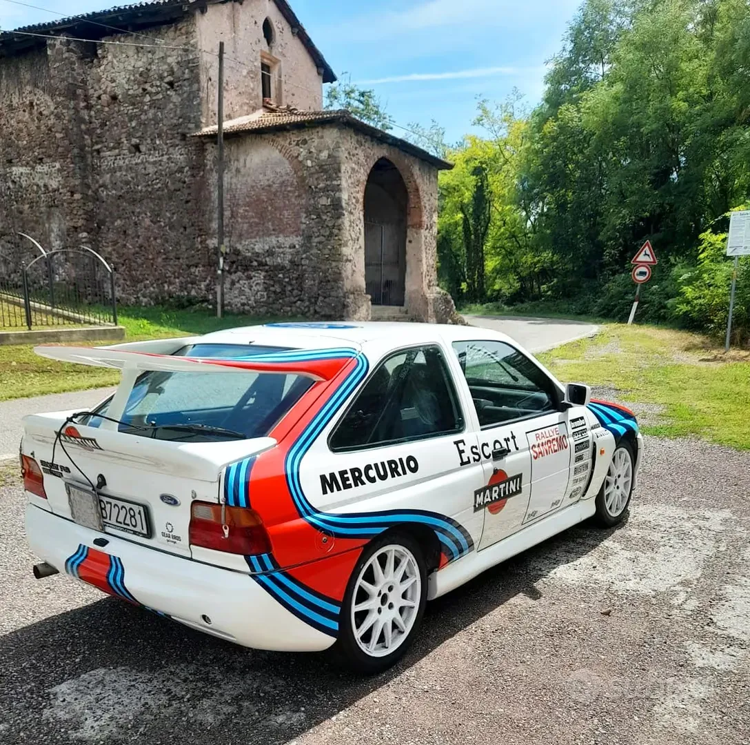 Ford Escort Rs Cosworth