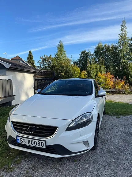 Volvo V40 2014 photo 2