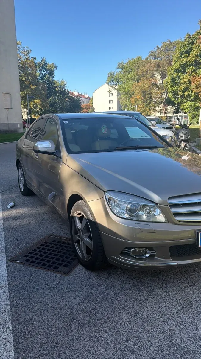 Mercedes-Benz C-Class 2007 photo 3