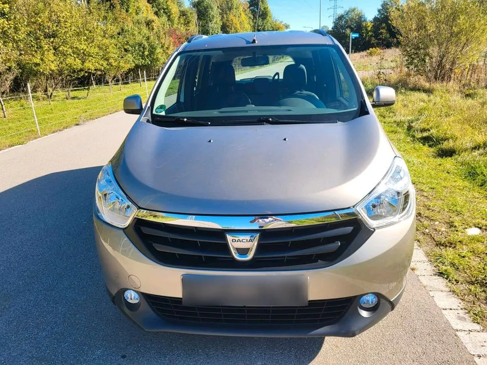 Dacia Lodgy