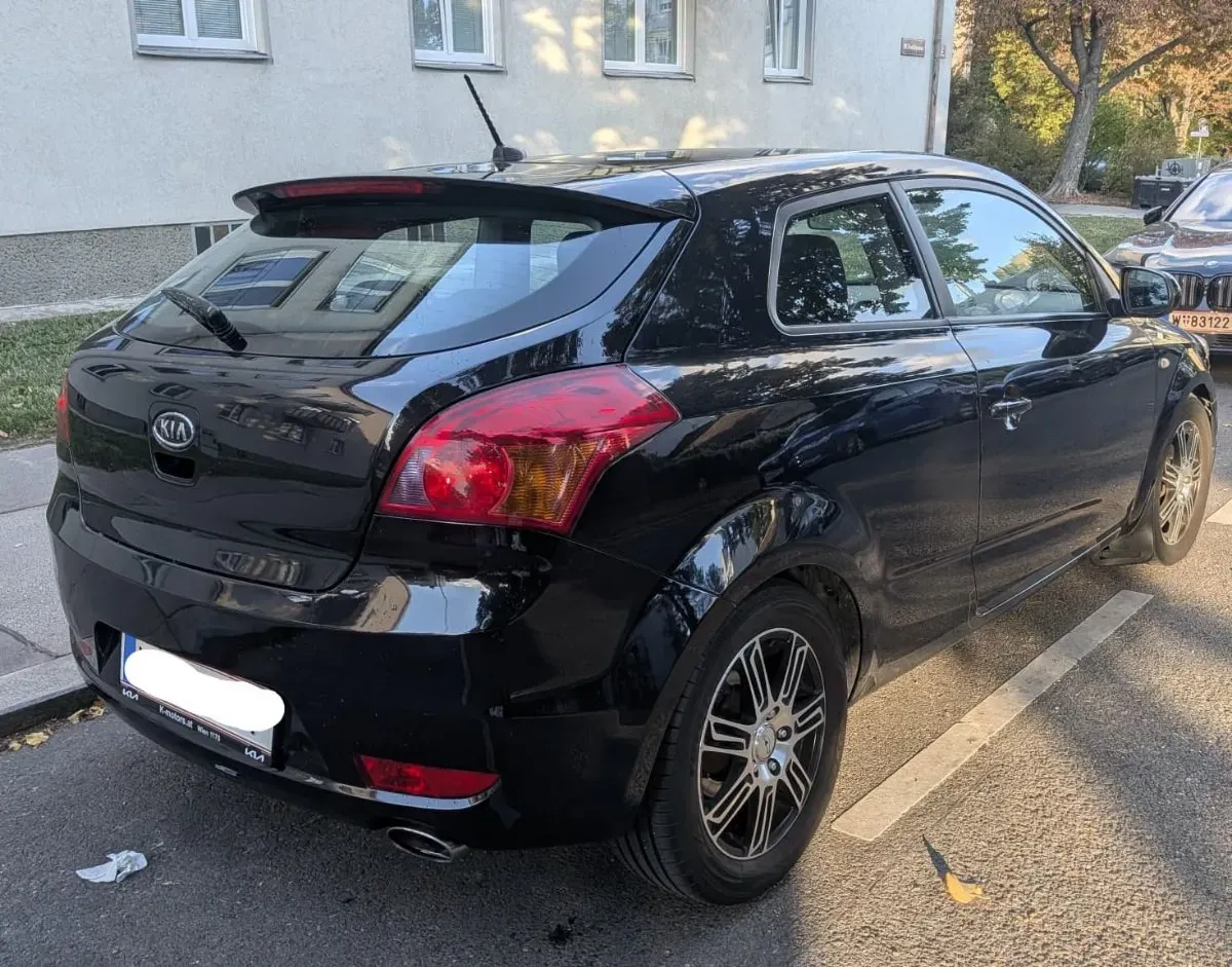 Kia Proceed