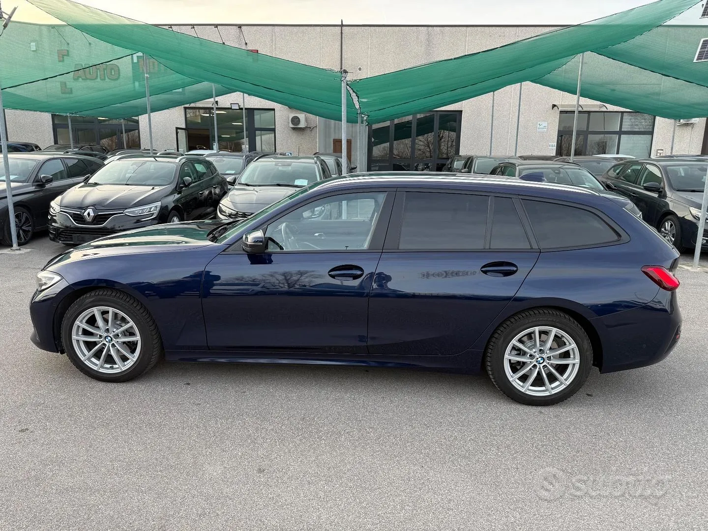 BMW 3 Series 2020 photo 2