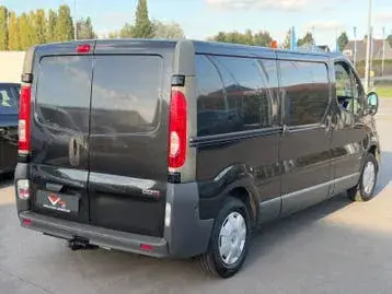 Opel Vivaro 2008 photo 3