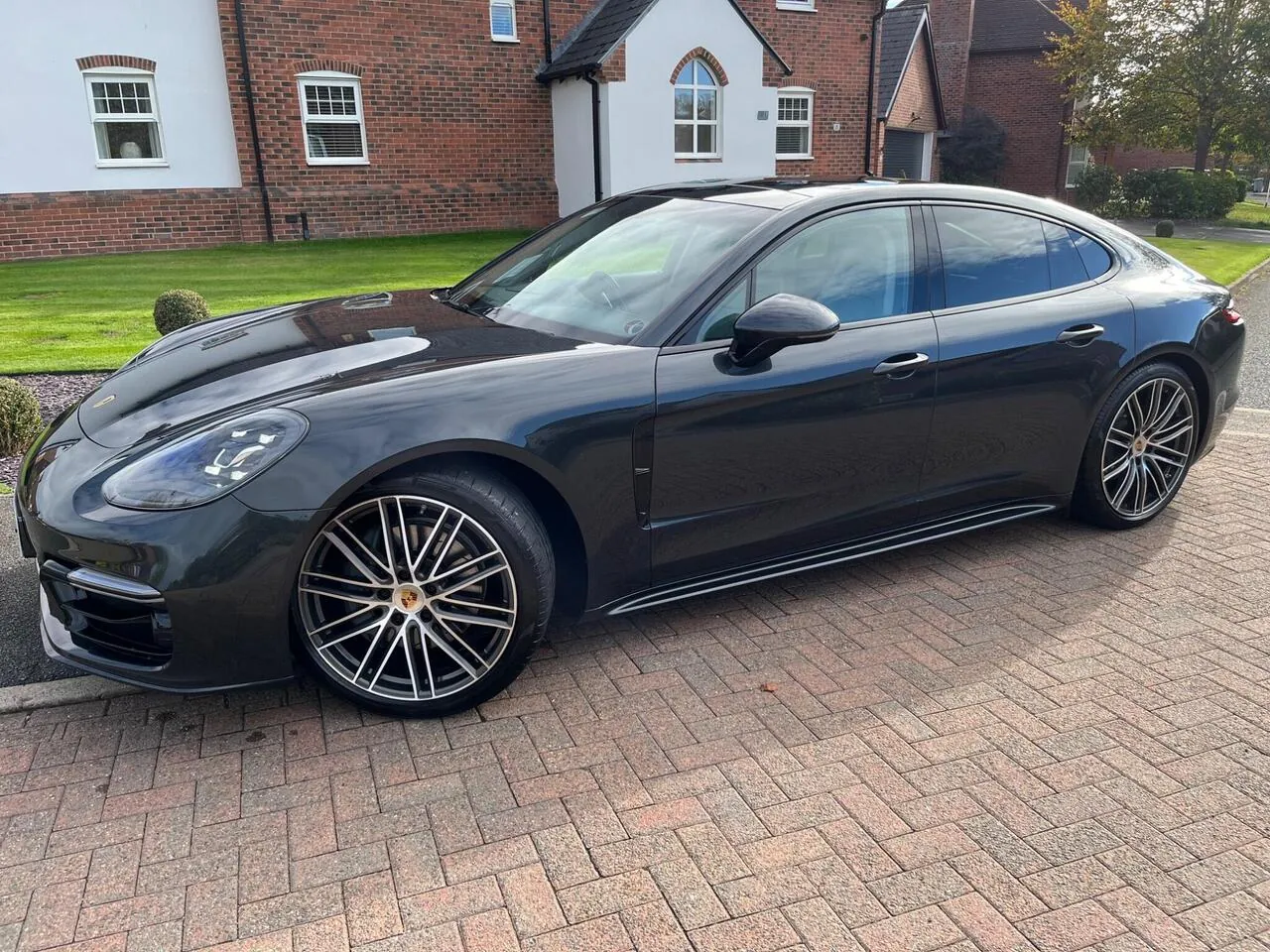 Porsche Panamera 2016 photo 4