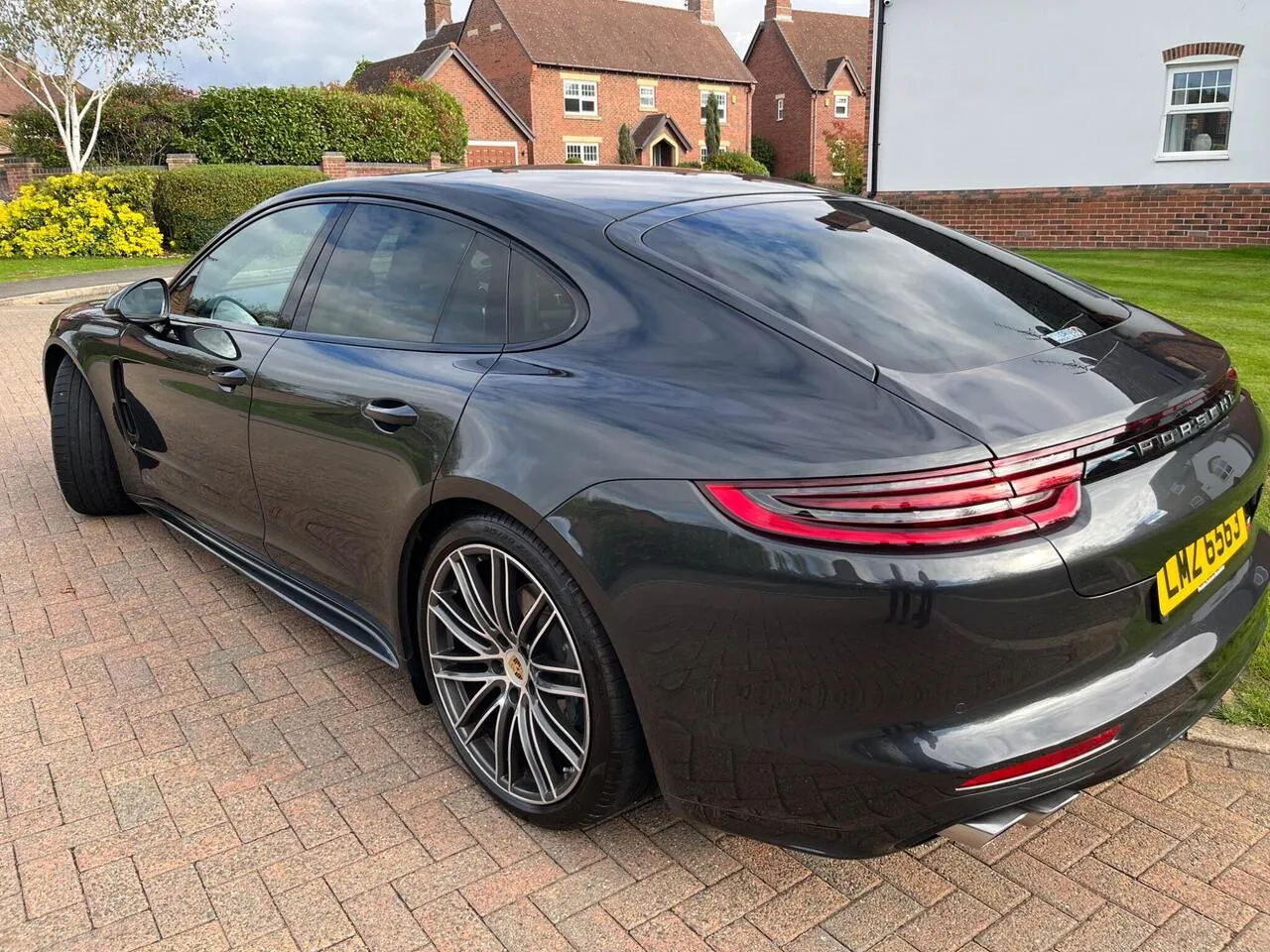 Porsche Panamera 2016 photo 5