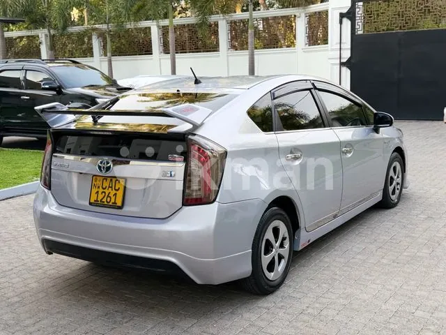 Toyota Prius 2012 photo 5