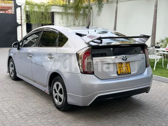 Toyota Prius 2012 photo 2
