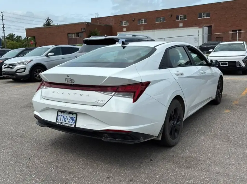 Hyundai Elantra 2021 photo 2