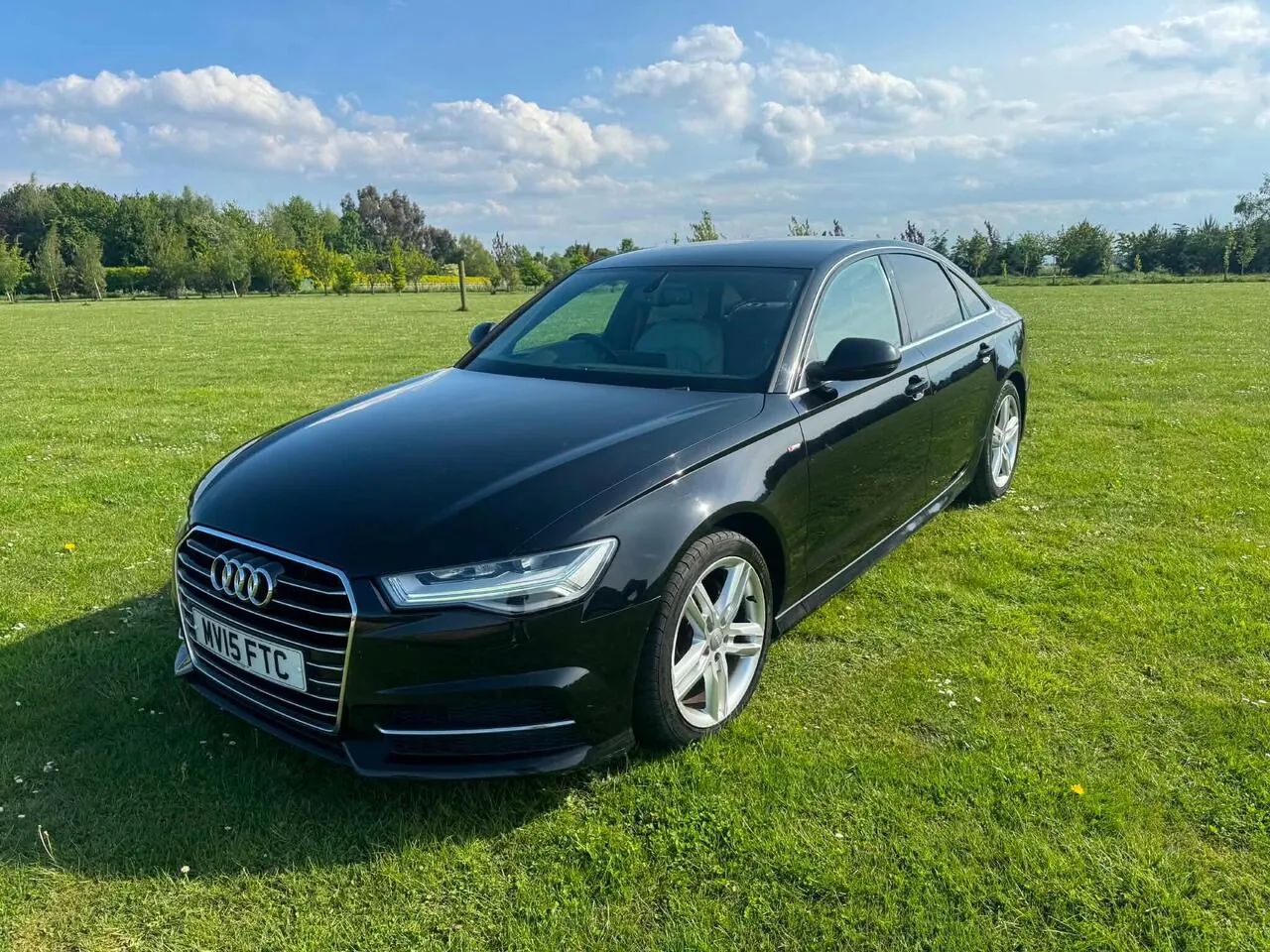 Audi A6 2015 photo 2