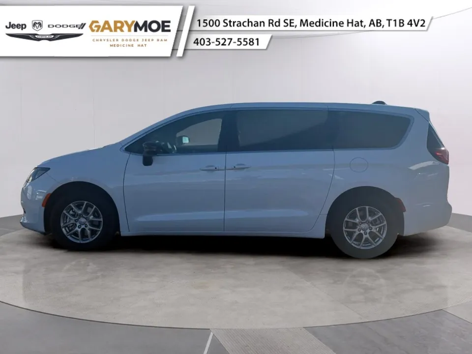Chrysler Grand Caravan 2026 photo 5