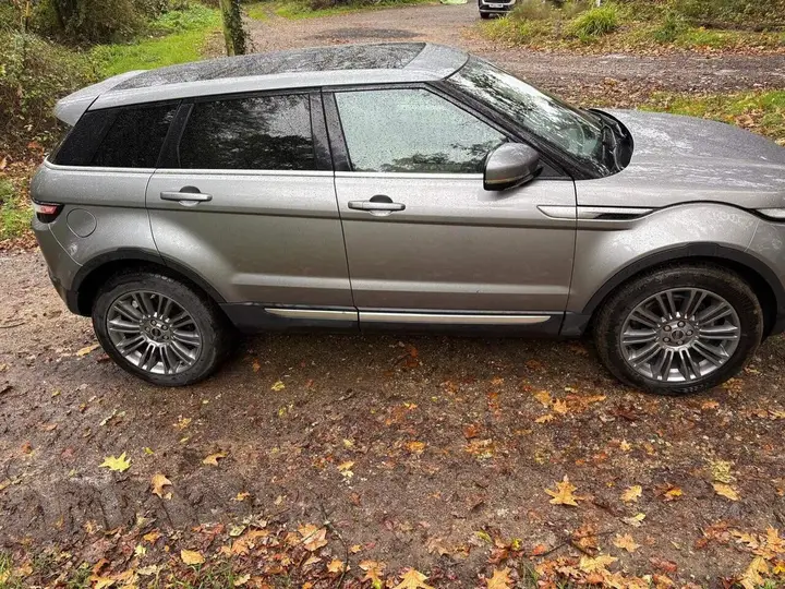 Land Rover Range Rover Evoque 2012 photo 3