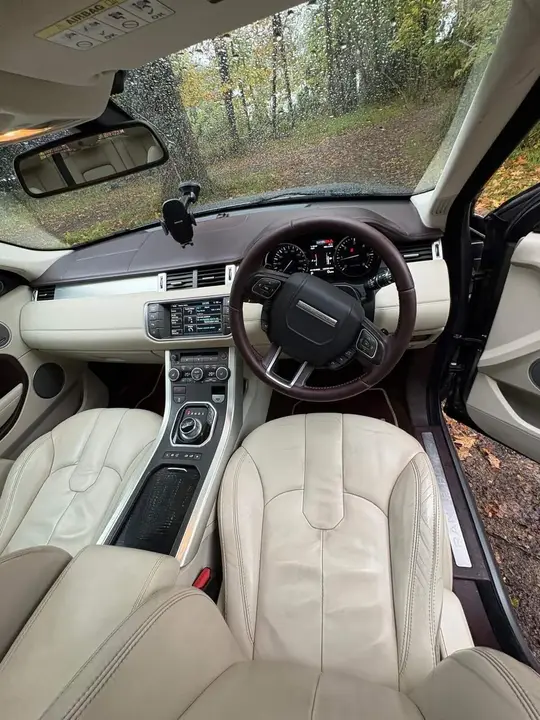Land Rover Range Rover Evoque 2012 photo 4