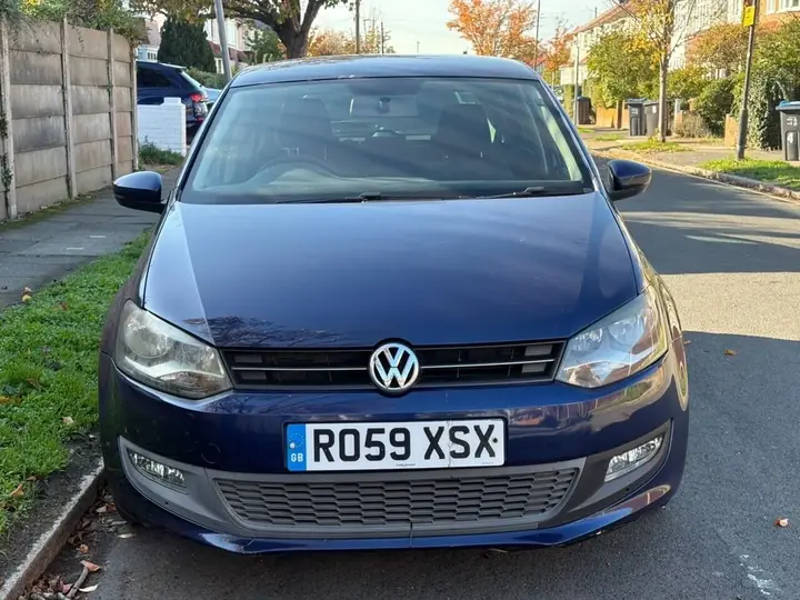 Volkswagen Polo 2010 photo 3