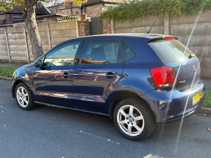 Volkswagen Polo 2010 photo 5