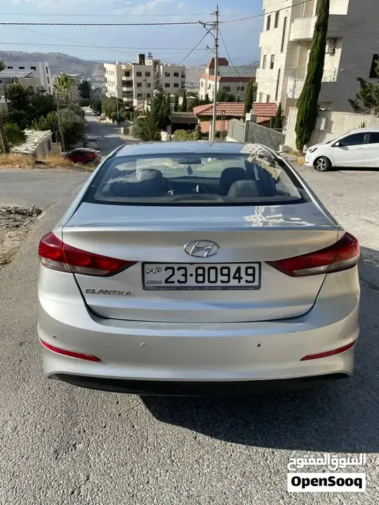 Hyundai Elantra 2017 photo 2