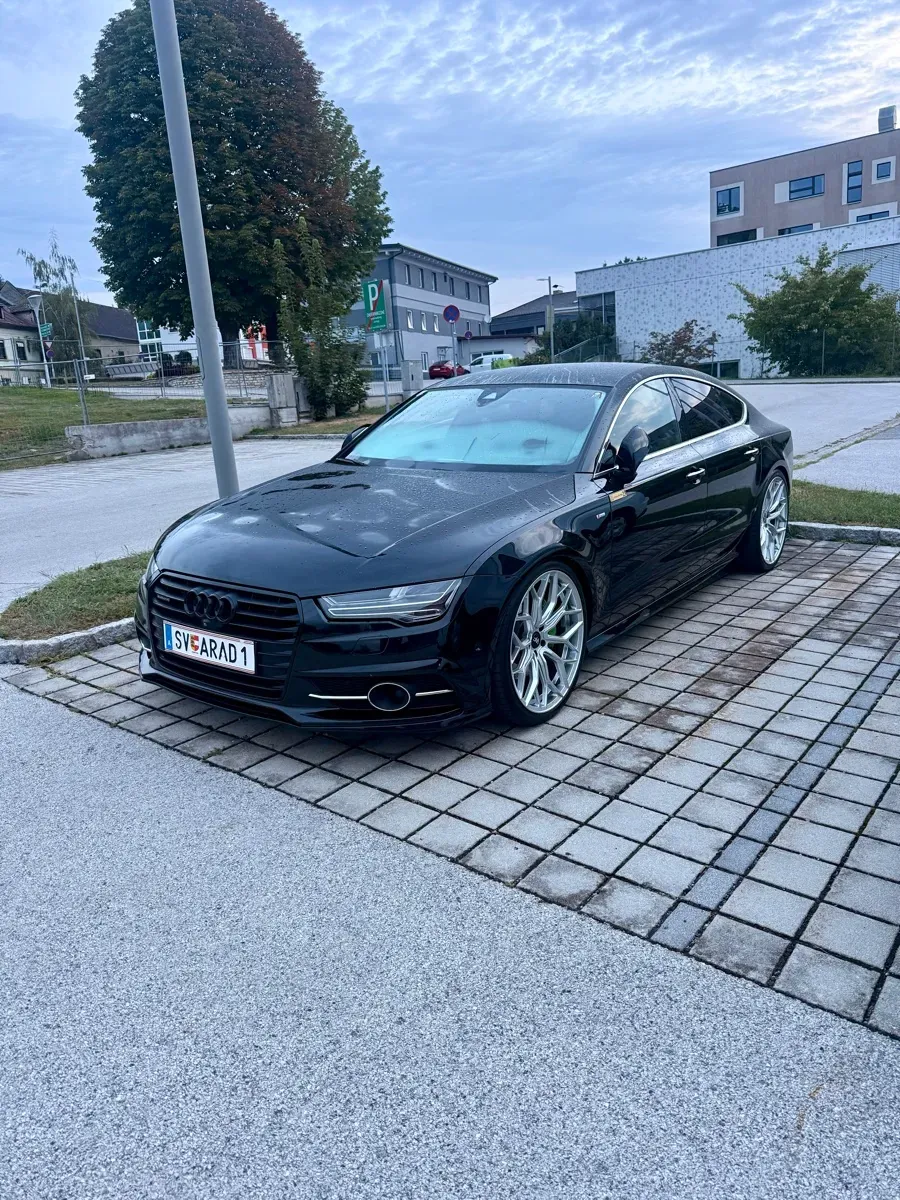 Audi A7 2015 photo 2