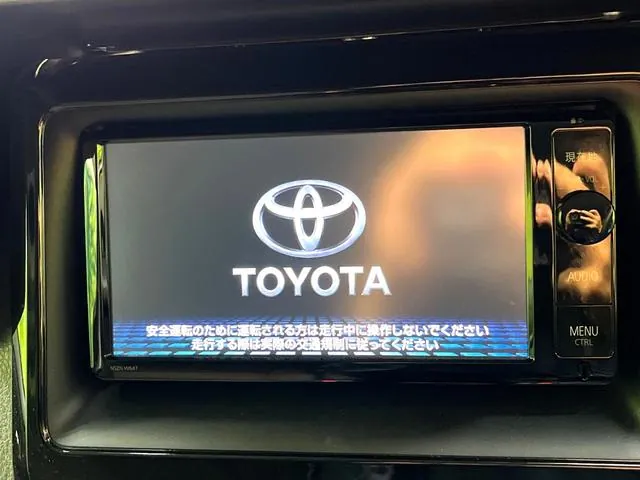 Toyota Corolla Hybrid V 2016 photo 3