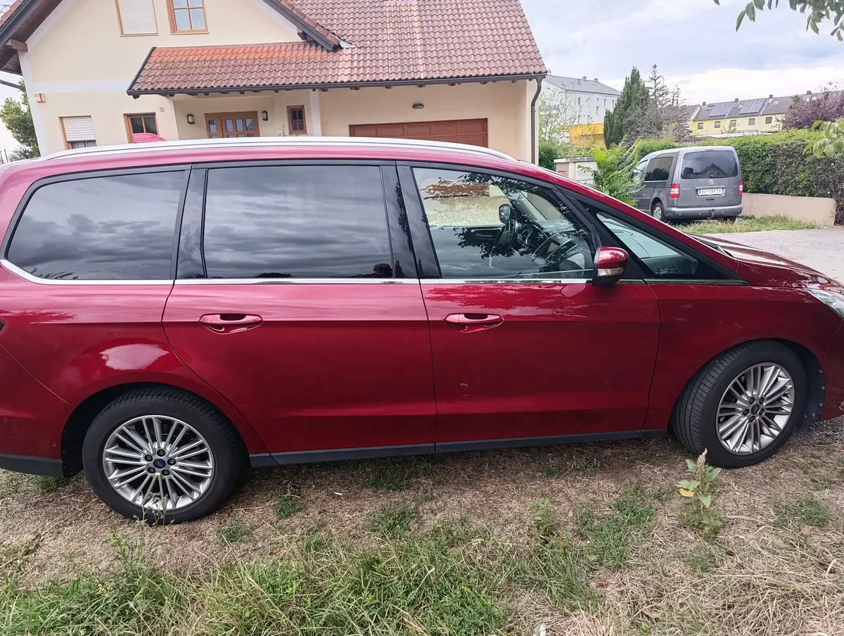 Ford Galaxy 2019 photo 3