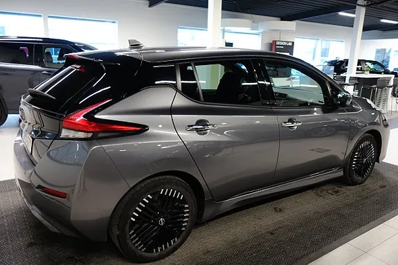Nissan Leaf 2023 photo 4