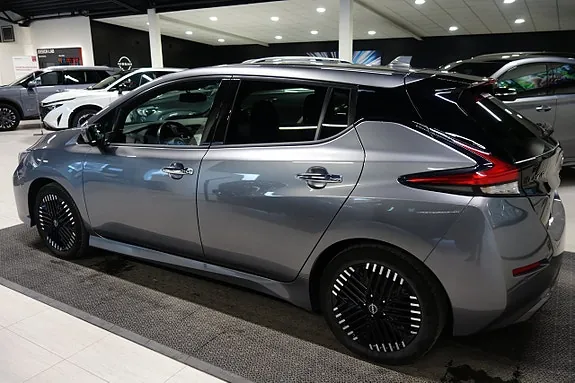 Nissan Leaf 2023 photo 3