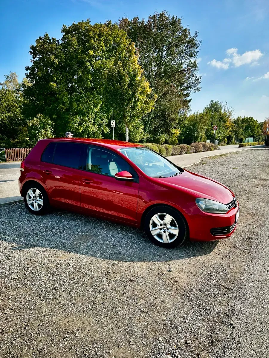 Volkswagen Golf Vi 2008 photo 2